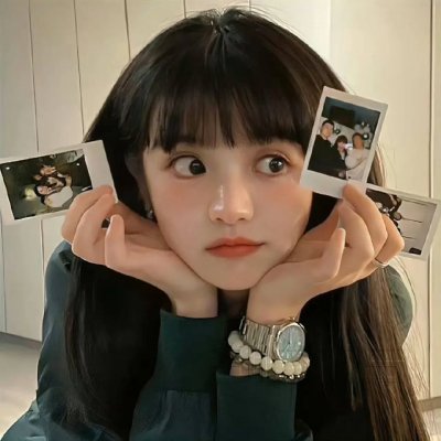 他在窥着你